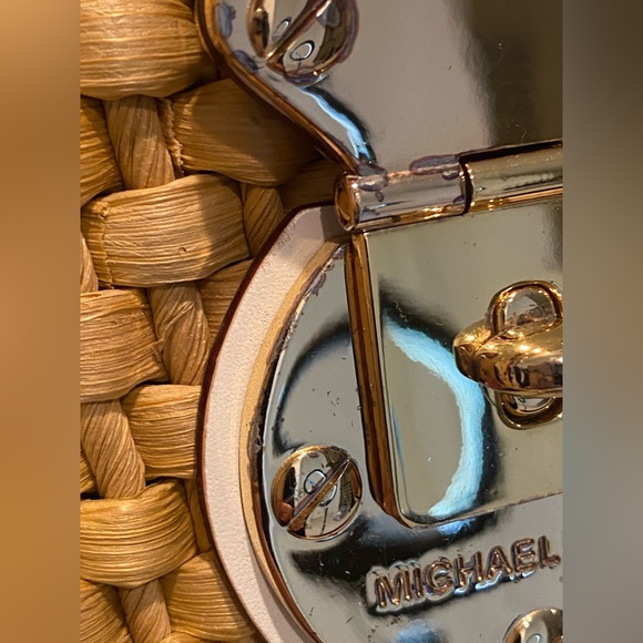 Michael Kors Vintage Woven Tote Bag White Leather Gold Hardware Spring/Summer - Picture 14 of 14